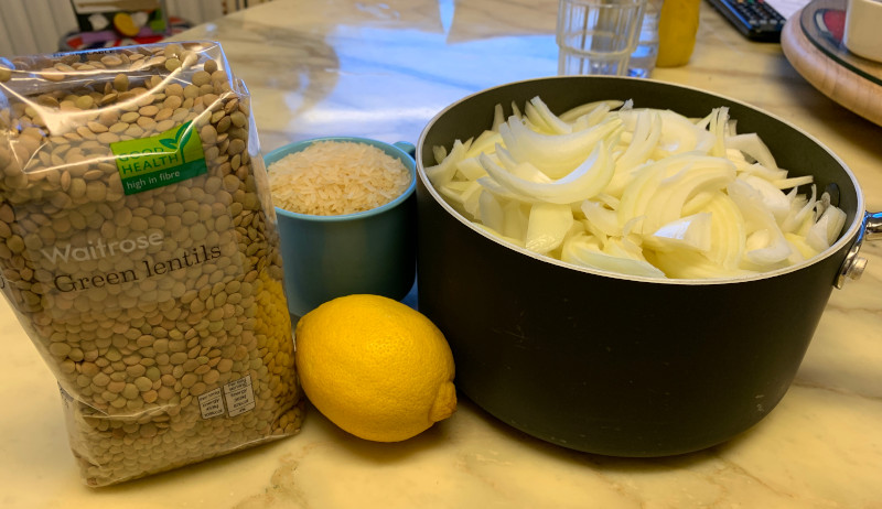 Fagi - Cypriot green lentils with rice and onion Fagi - Cypriot green lentils with rice and onion