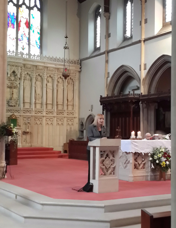 Lisa talking to the congregation of St Edward the Confessor Lisa talking to the congregation of St Edward the Confessor
